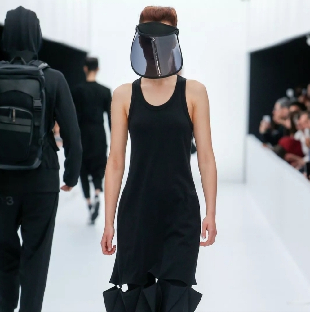 Y-3 Transparent Runway Visor (Rare) - Picture 7 of 16